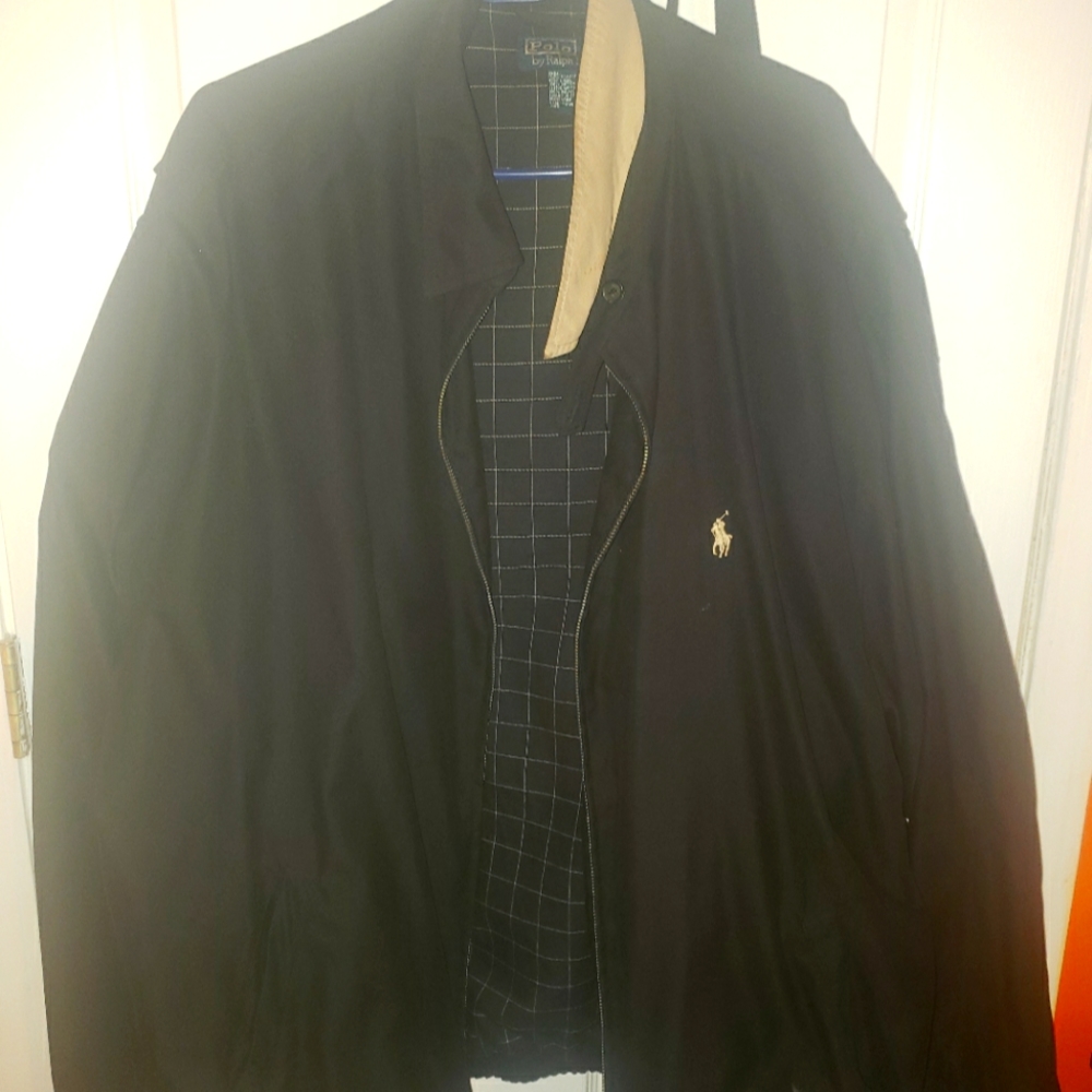 Wind breaker